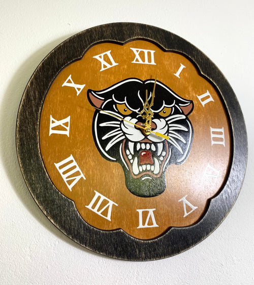 Classic Panther Head Wall Clock