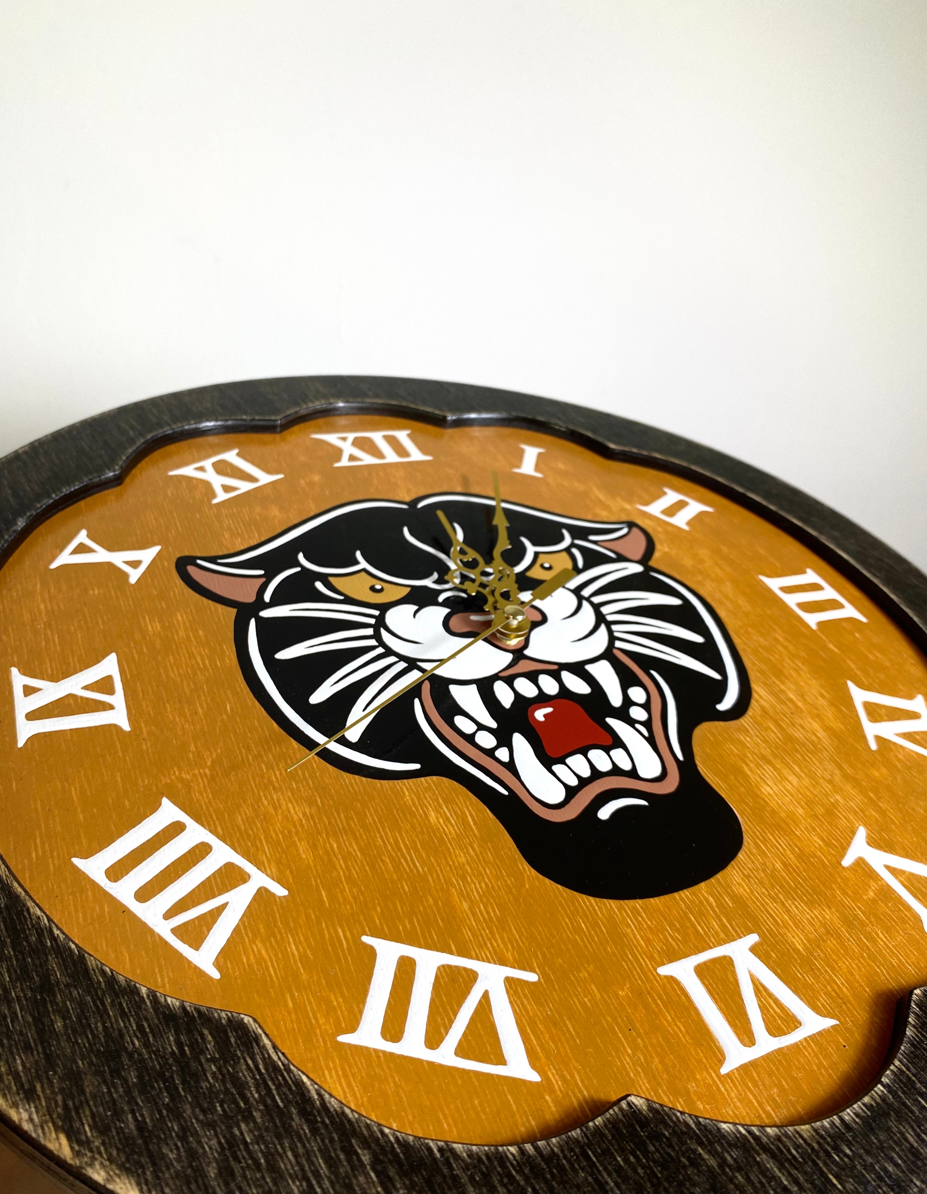 Classic Panther Head Wall Clock